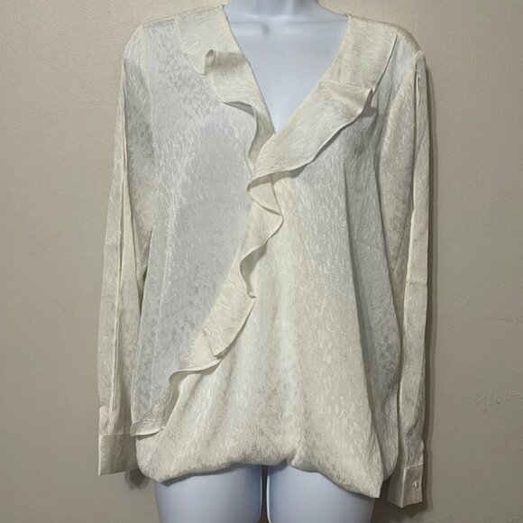 NYDJ Flounce Crossover Blouse Size NWT - Picture 4 of 9